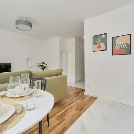 Cozy Studio With Balcony In Very Close To Main Market Square By Renters Lejlighed