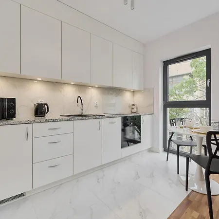 Lejlighed Cozy Studio With Balcony In Very Close To Main Market Square By Renters *