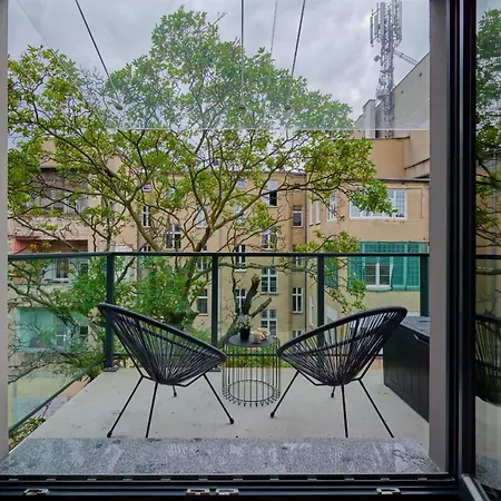 Apartment Cozy Studio With Balcony In Very Close To Main Market Square By Renters *